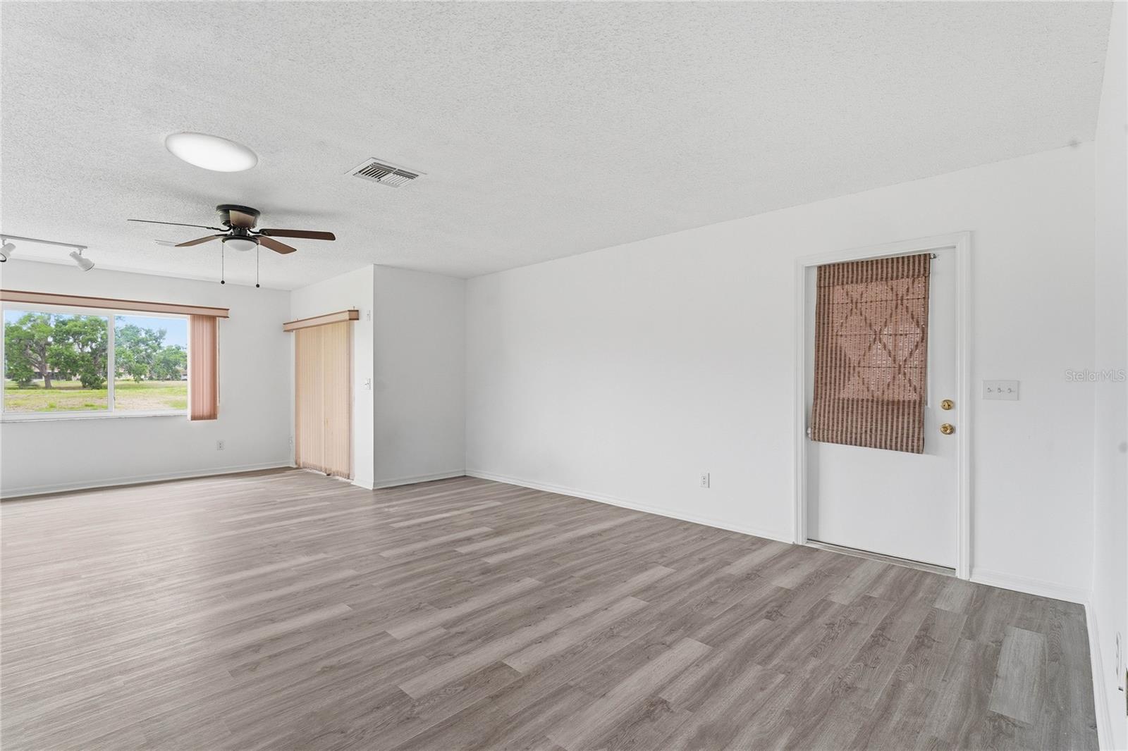 GLOUCESTER D CONDO - Residential