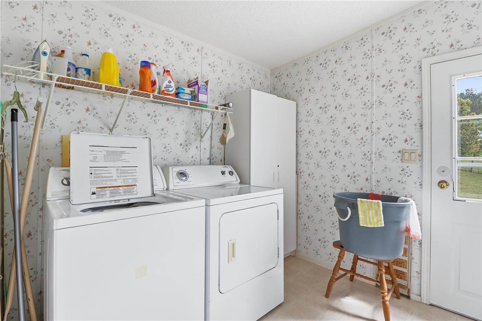 COUNTRYSIDE LAKES ADD 01 - Residential