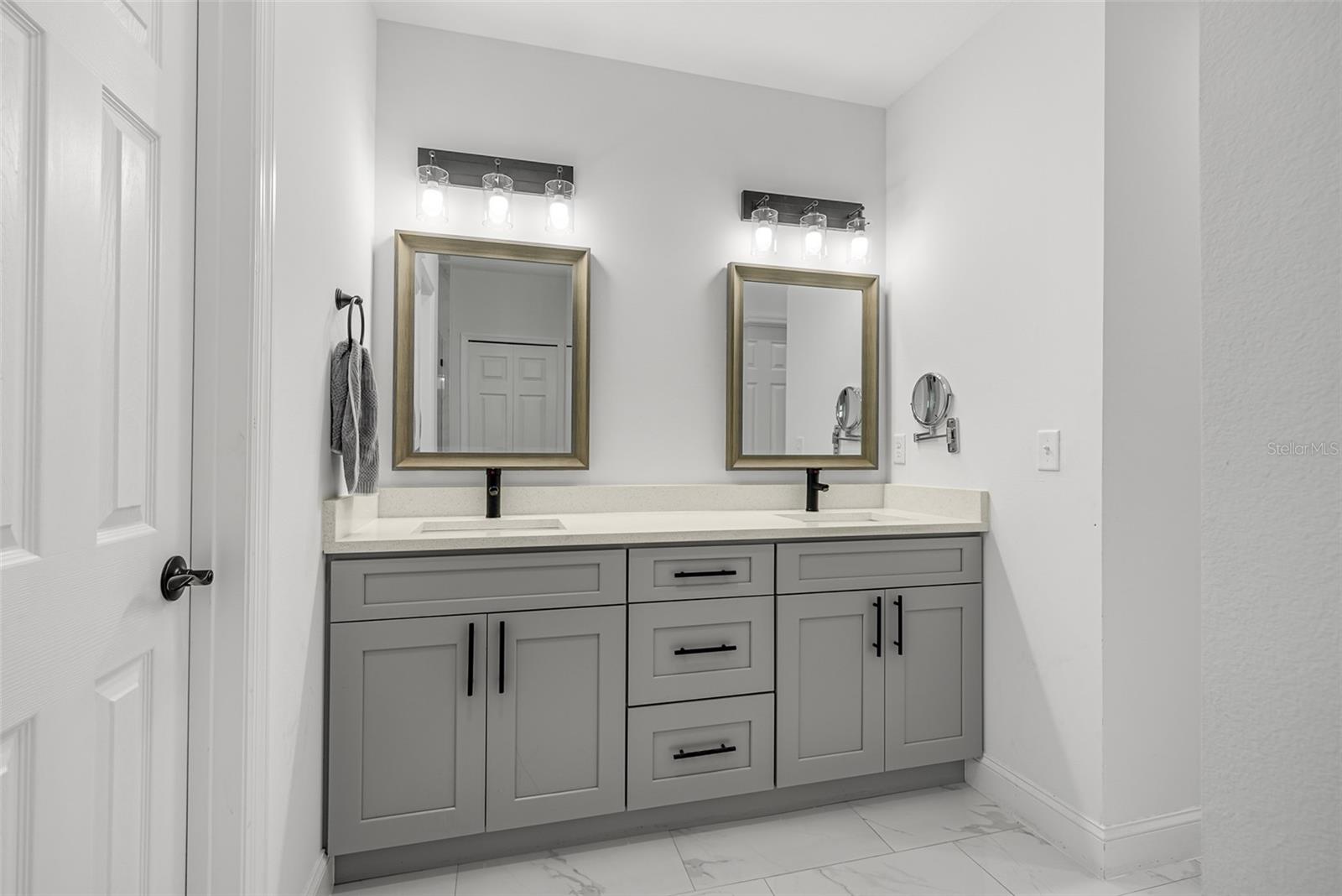 ORANGE CITY TERRACE - Residential