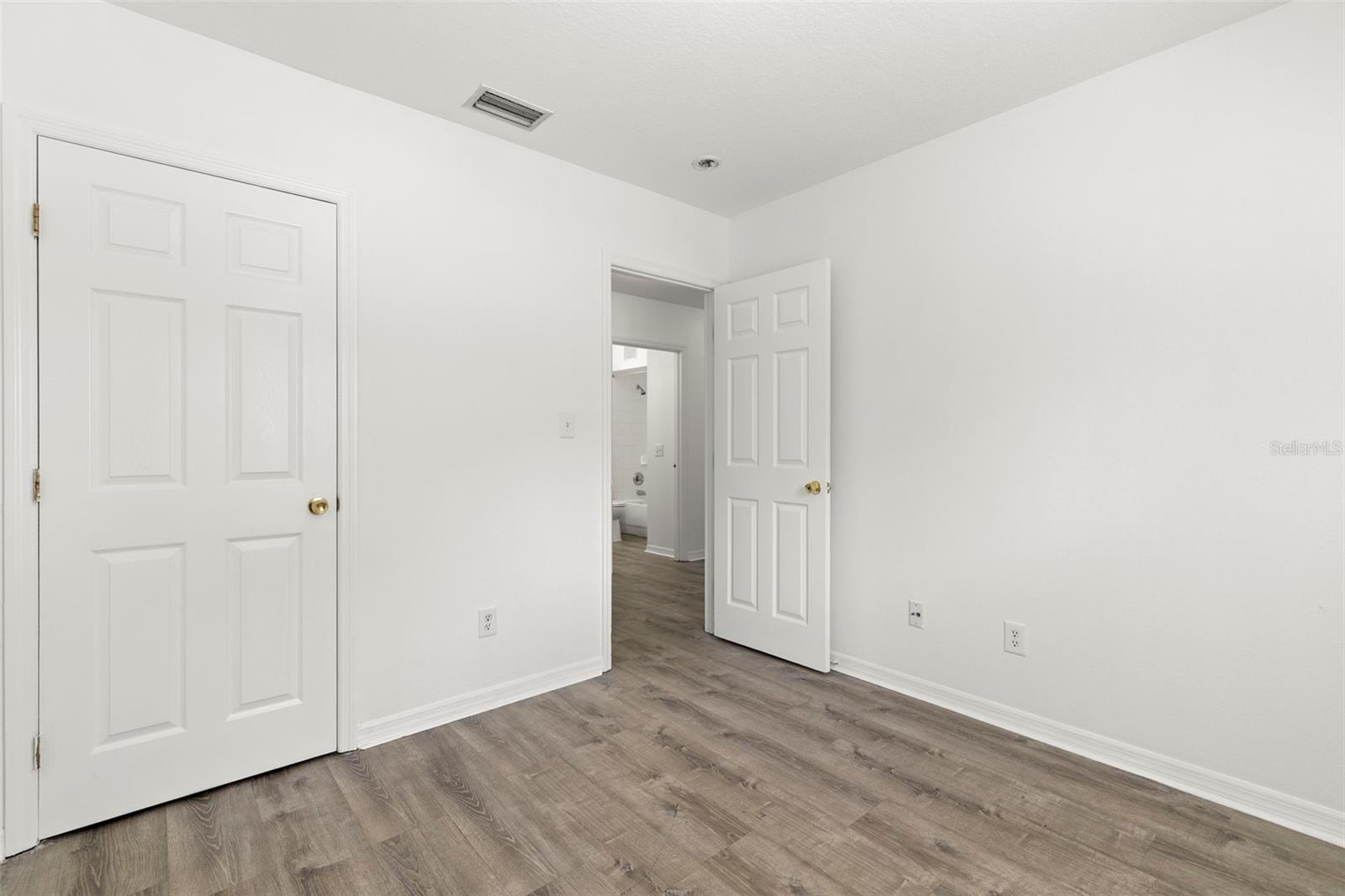 GRANT PARK - Residential Income