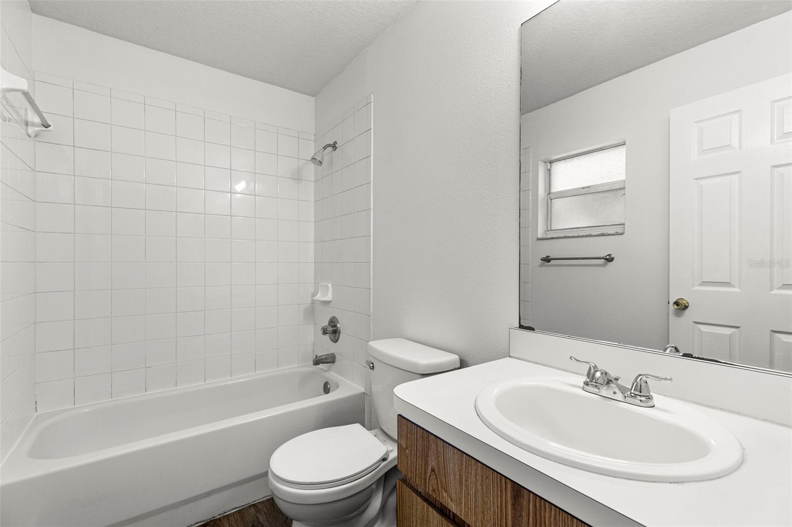 GRANT PARK - Residential Income
