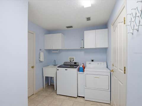 Tiny photo for 1332 Camero Drive, Lady Lake, FL 32159 (MLS # G5113872)