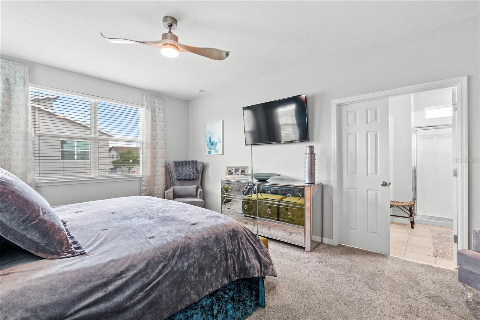 9606 WOODCRANE DRIVE