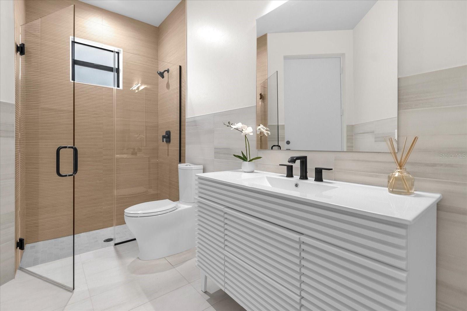 ROTONDA PINE VALLEY - Residential