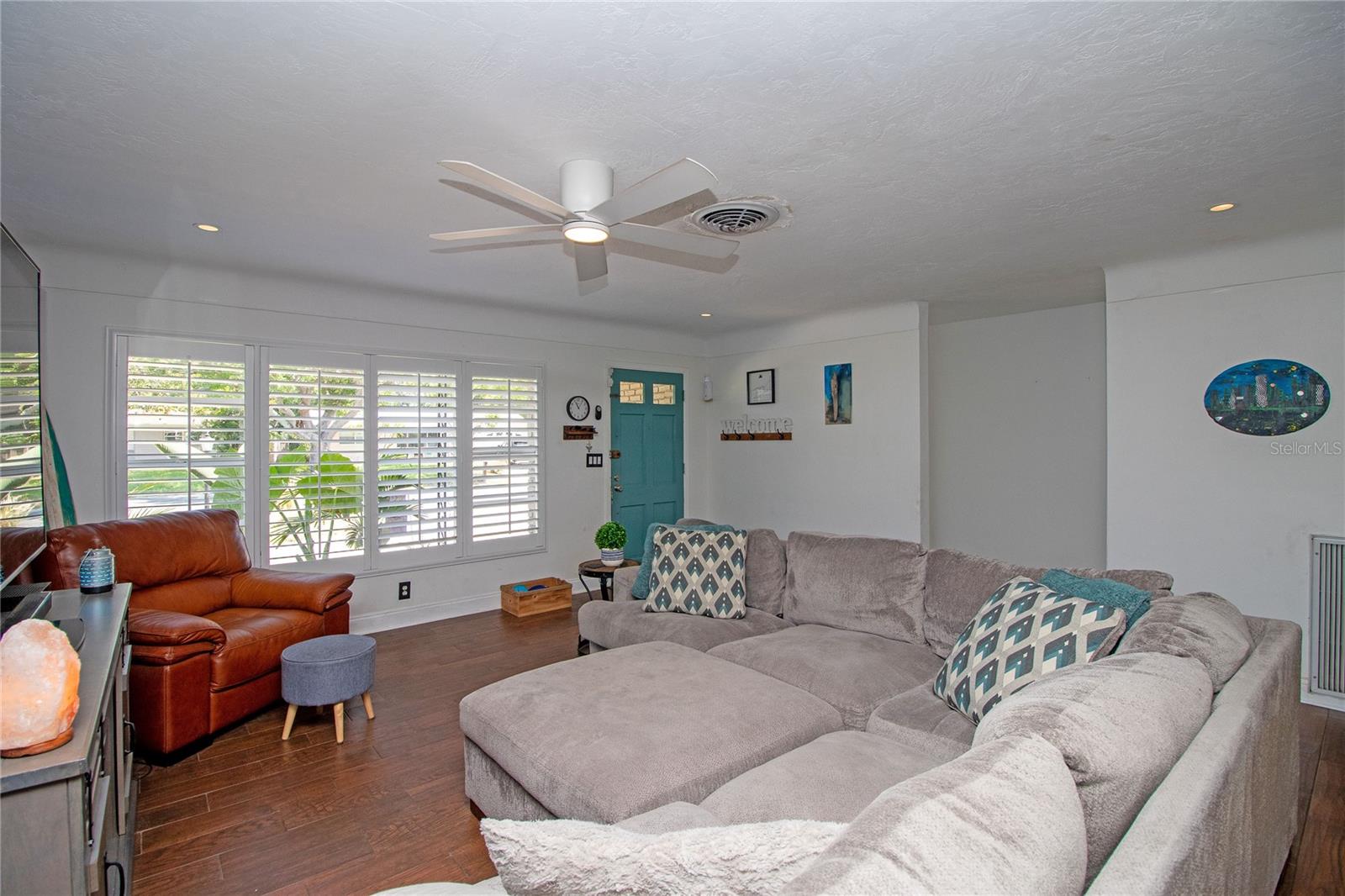 BLOSSOM LAKE VILLAGE SEC 3 - Residential