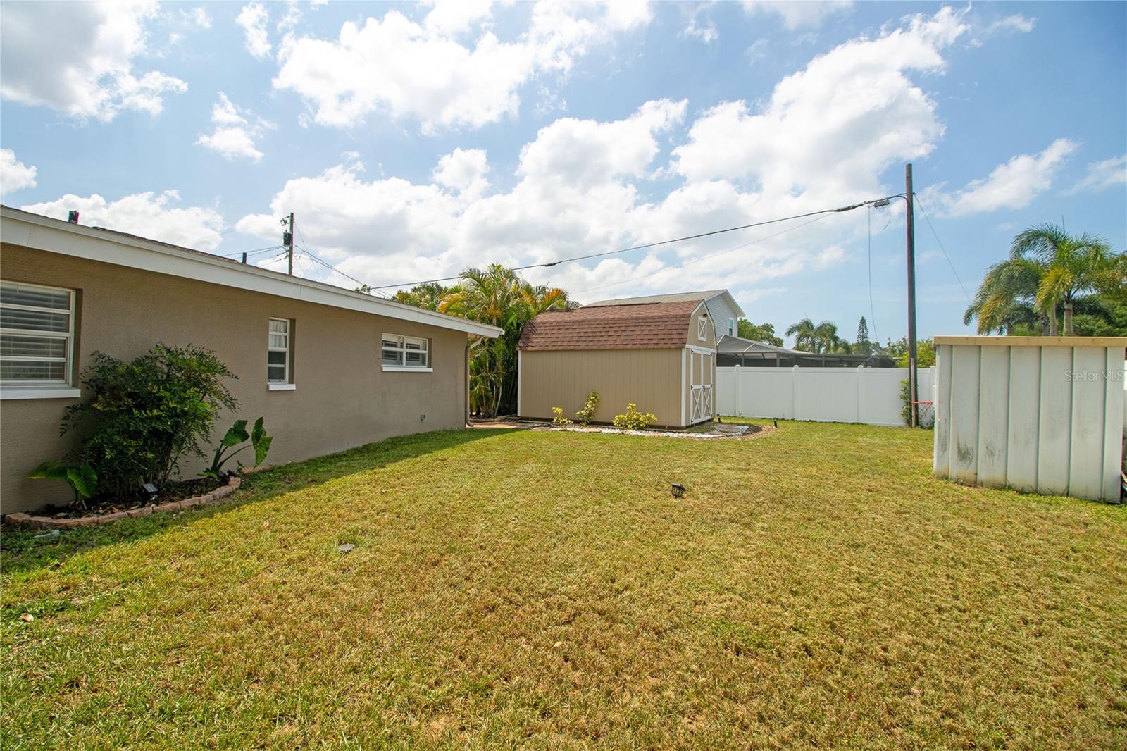 BLOSSOM LAKE VILLAGE SEC 3 - Residential