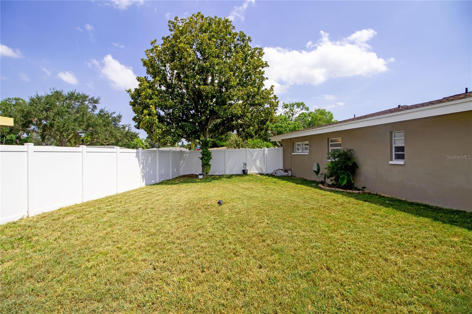 BLOSSOM LAKE VILLAGE SEC 3 - Residential