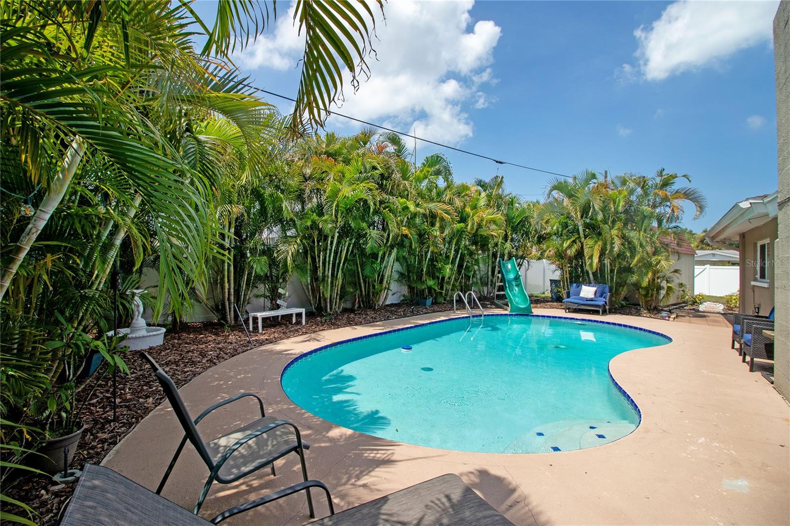 BLOSSOM LAKE VILLAGE SEC 3 - Residential