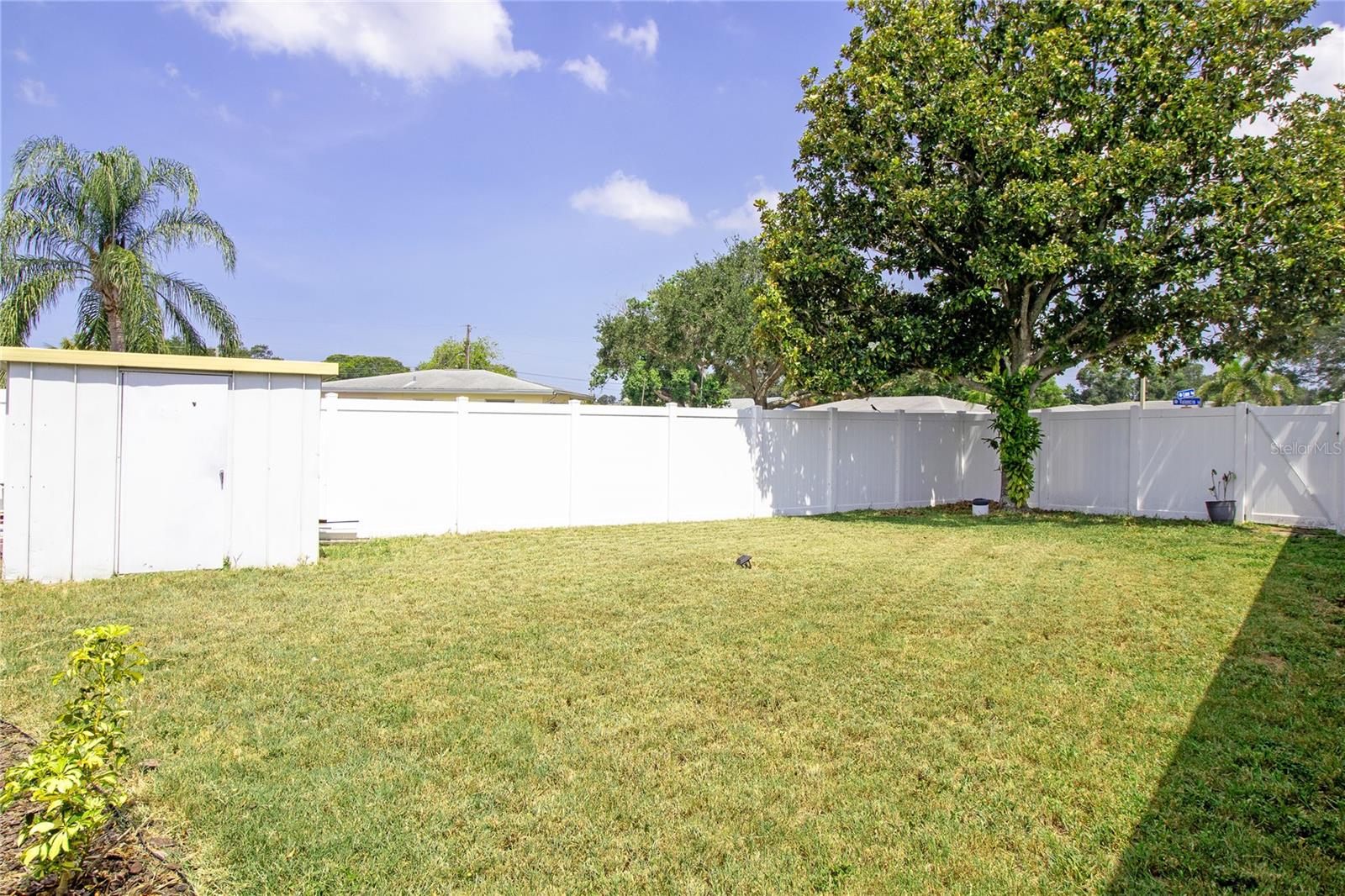 BLOSSOM LAKE VILLAGE SEC 3 - Residential