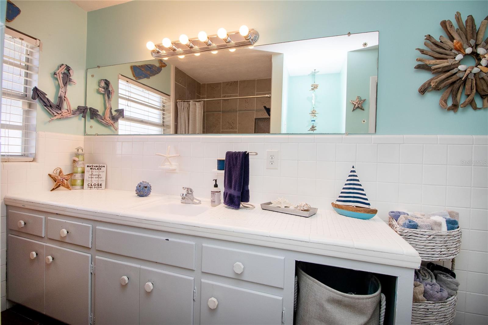 BLOSSOM LAKE VILLAGE SEC 3 - Residential