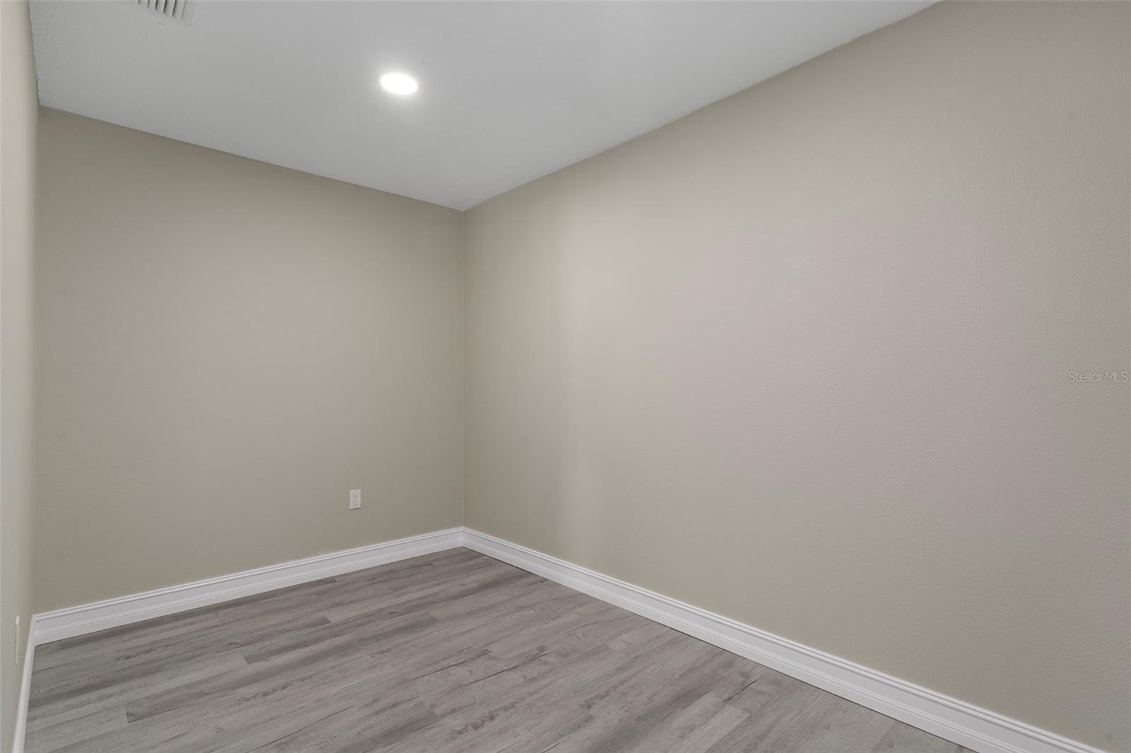 PRESTON HOLLOW - Residential