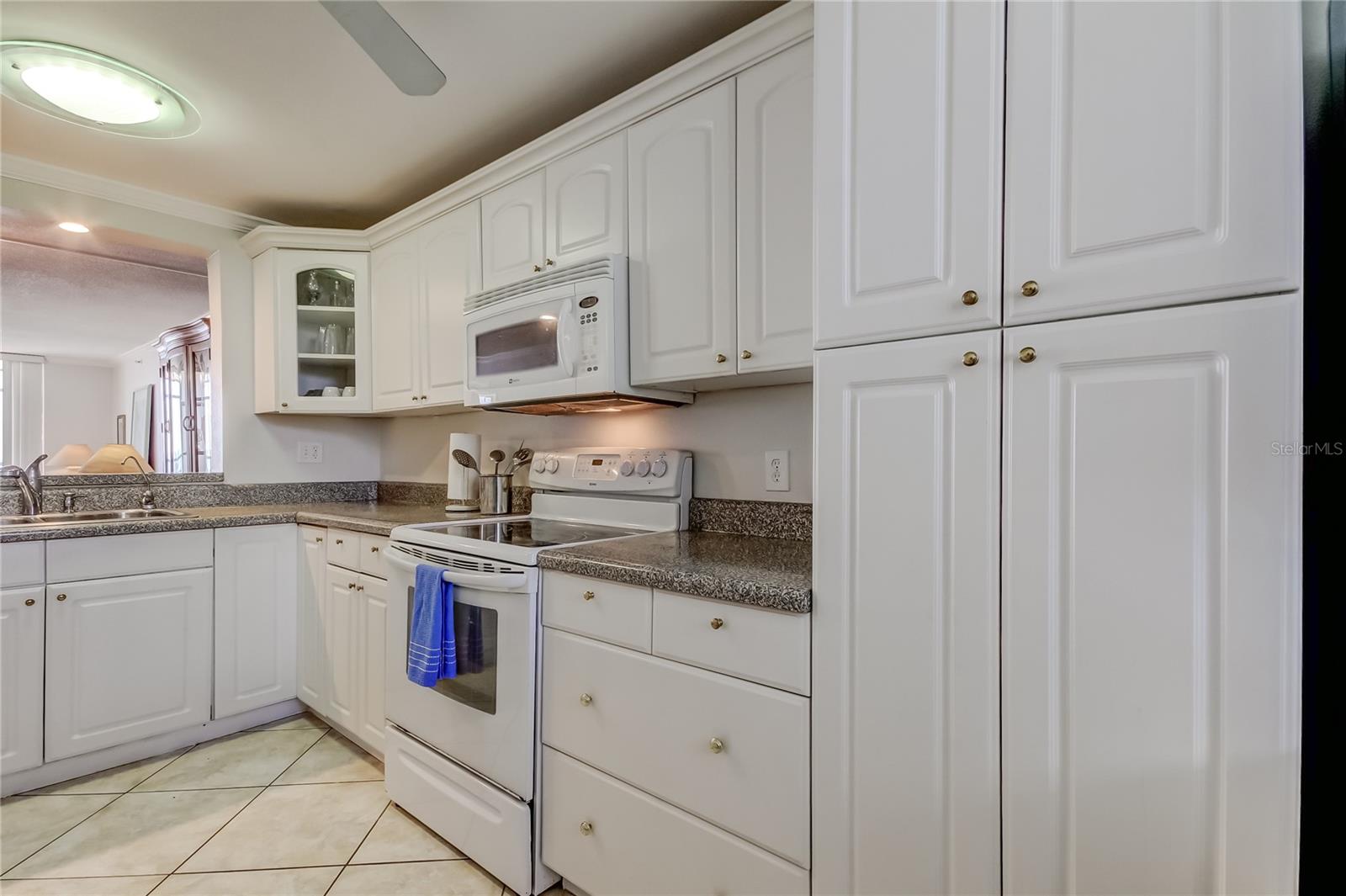 SURFSIDE SOUTH CONDO - Residential