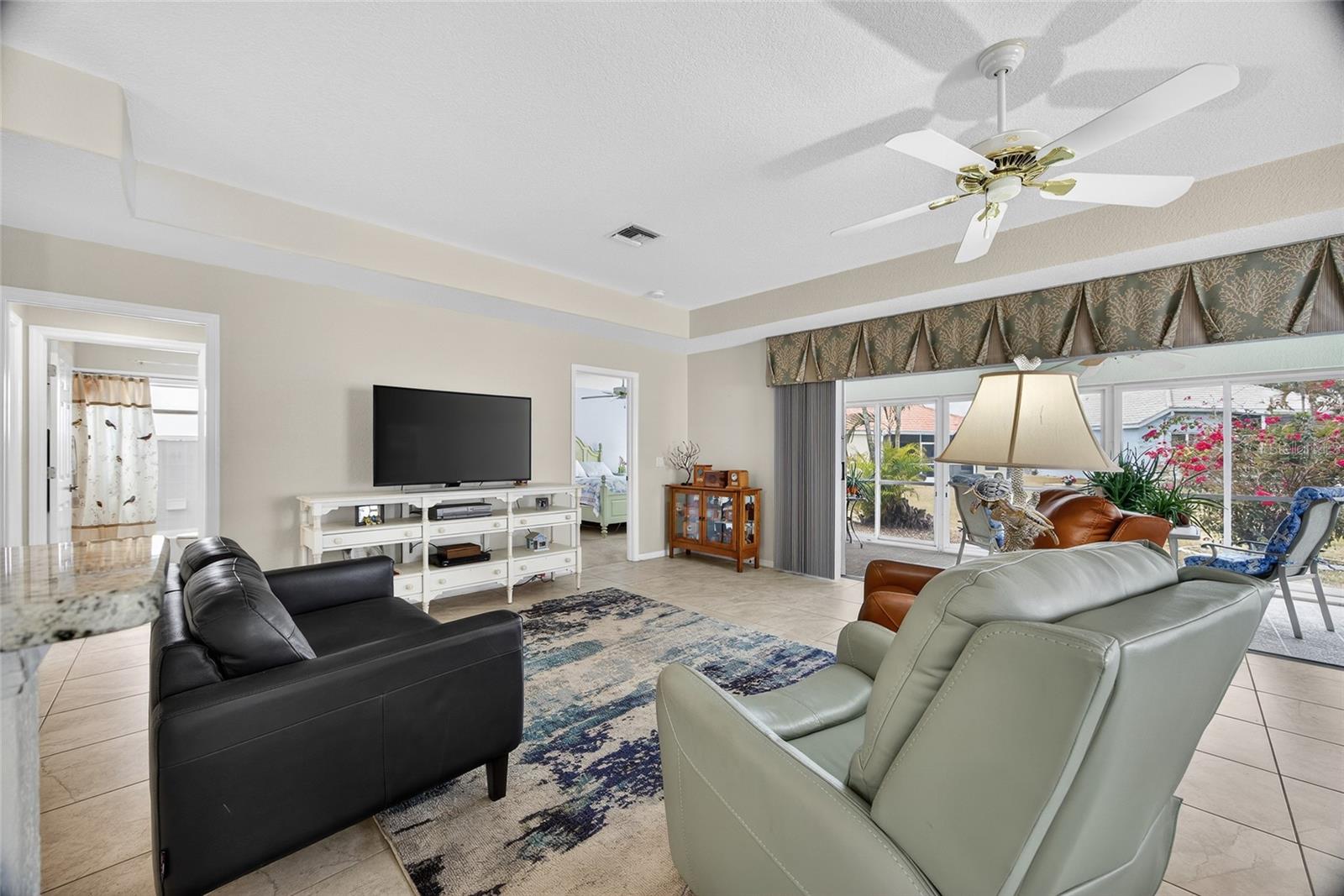 SEMINOLE LAKES PH 01 - Residential