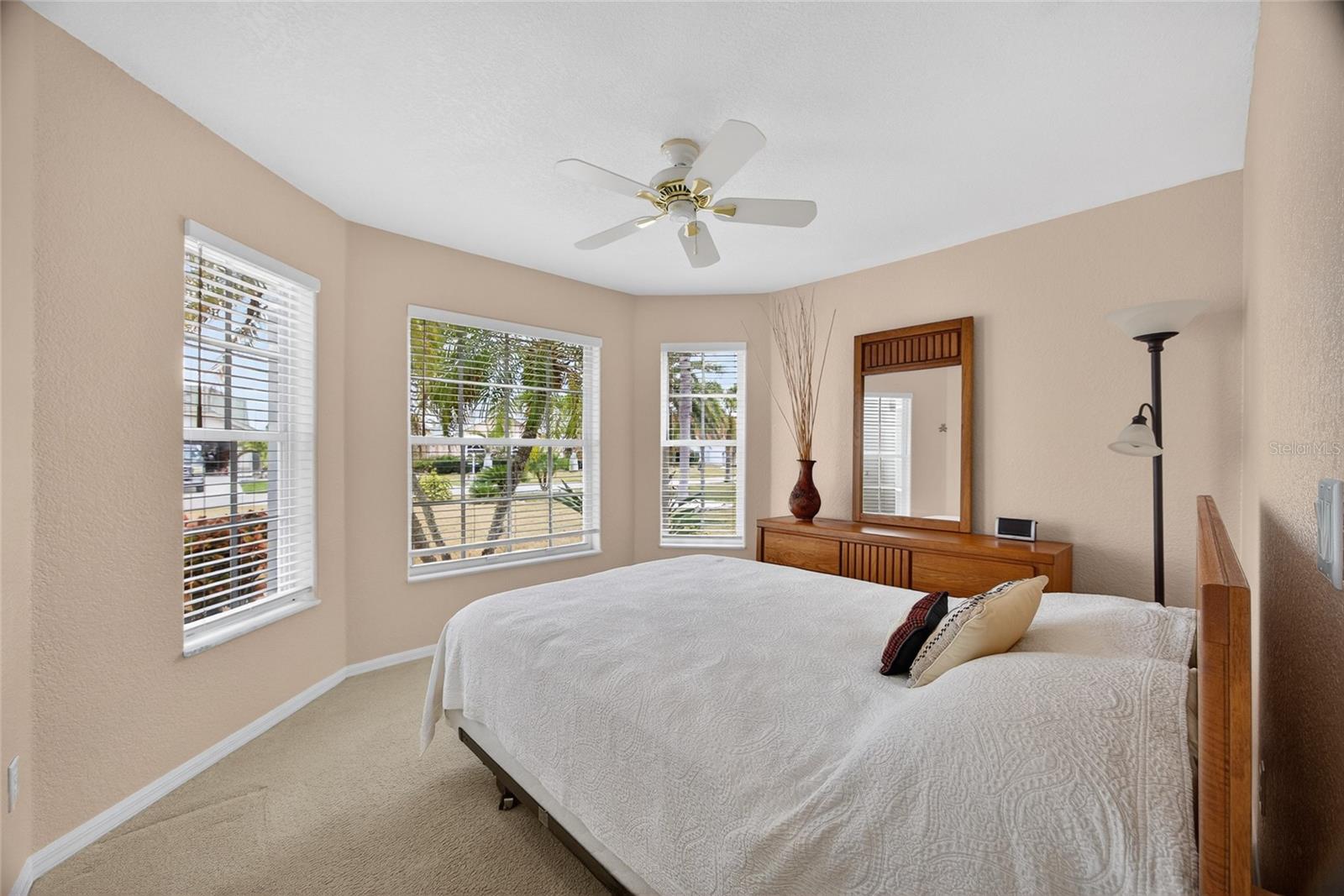 SEMINOLE LAKES PH 01 - Residential