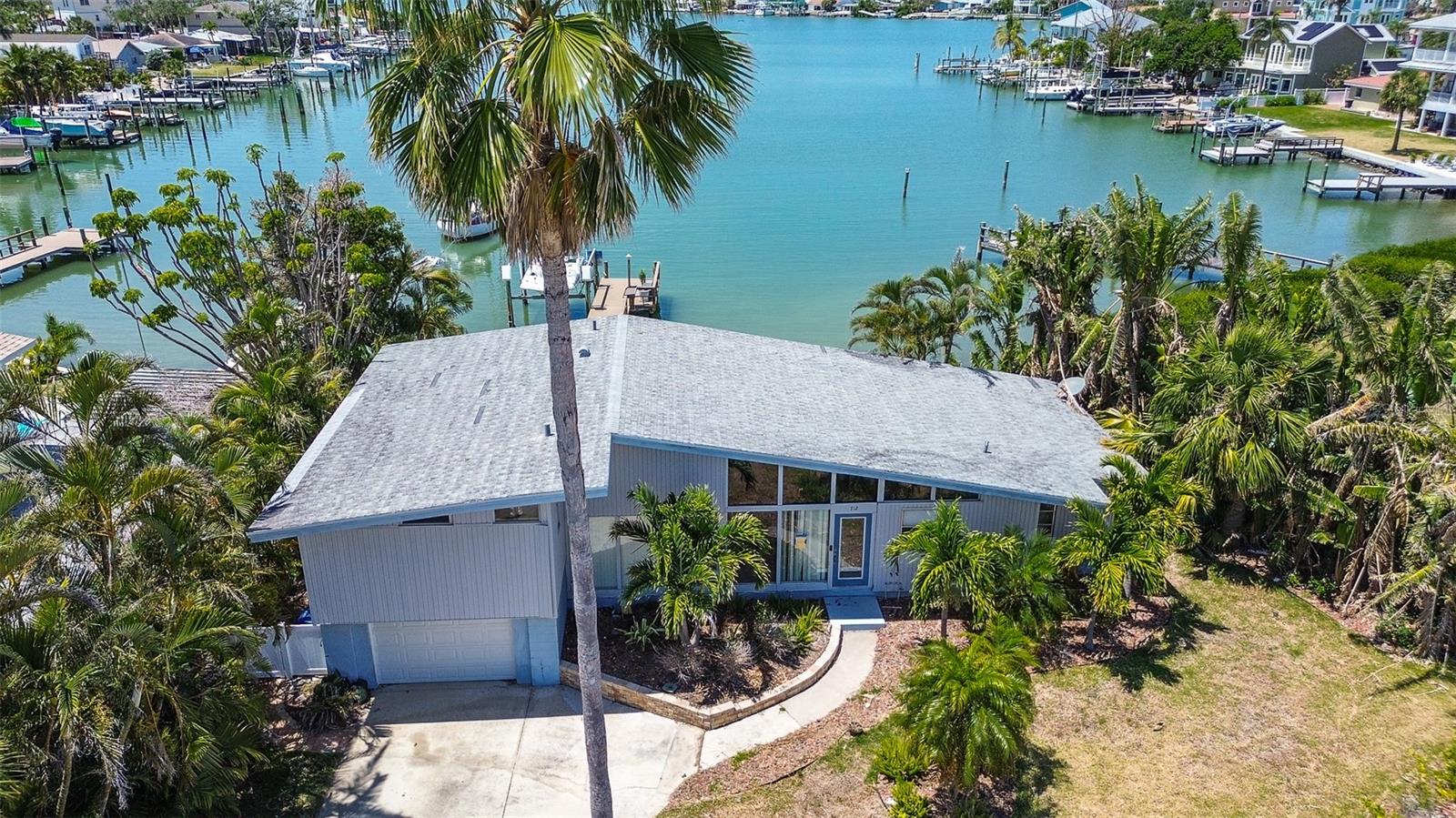 712 SUNSET COVE