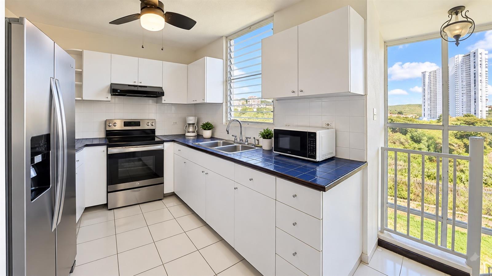 Urb. Vista Real EDIFICIO 4-7 4-7