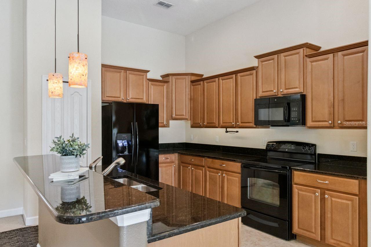 STONEYBROOK HILLS A - Residential Lease