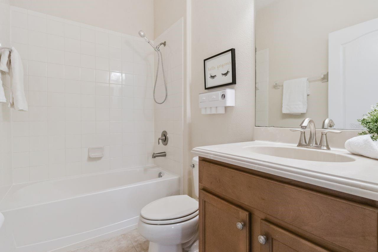 STONEYBROOK HILLS A - Residential Lease