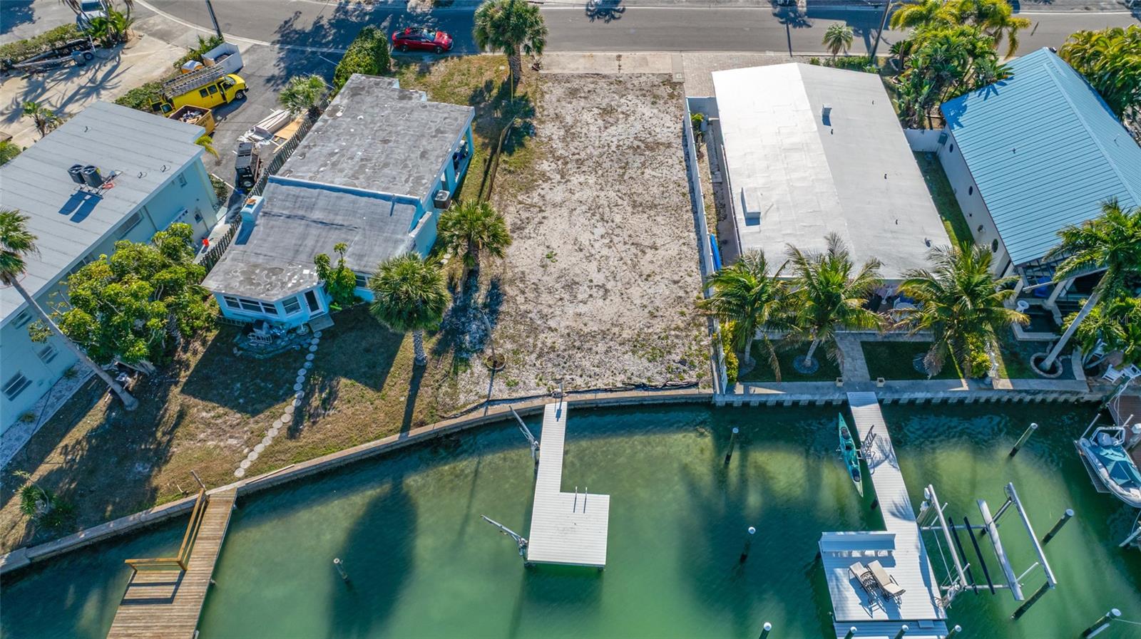 ISLE OF PALMS - Land