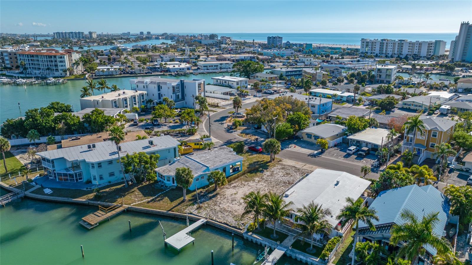 ISLE OF PALMS - Land