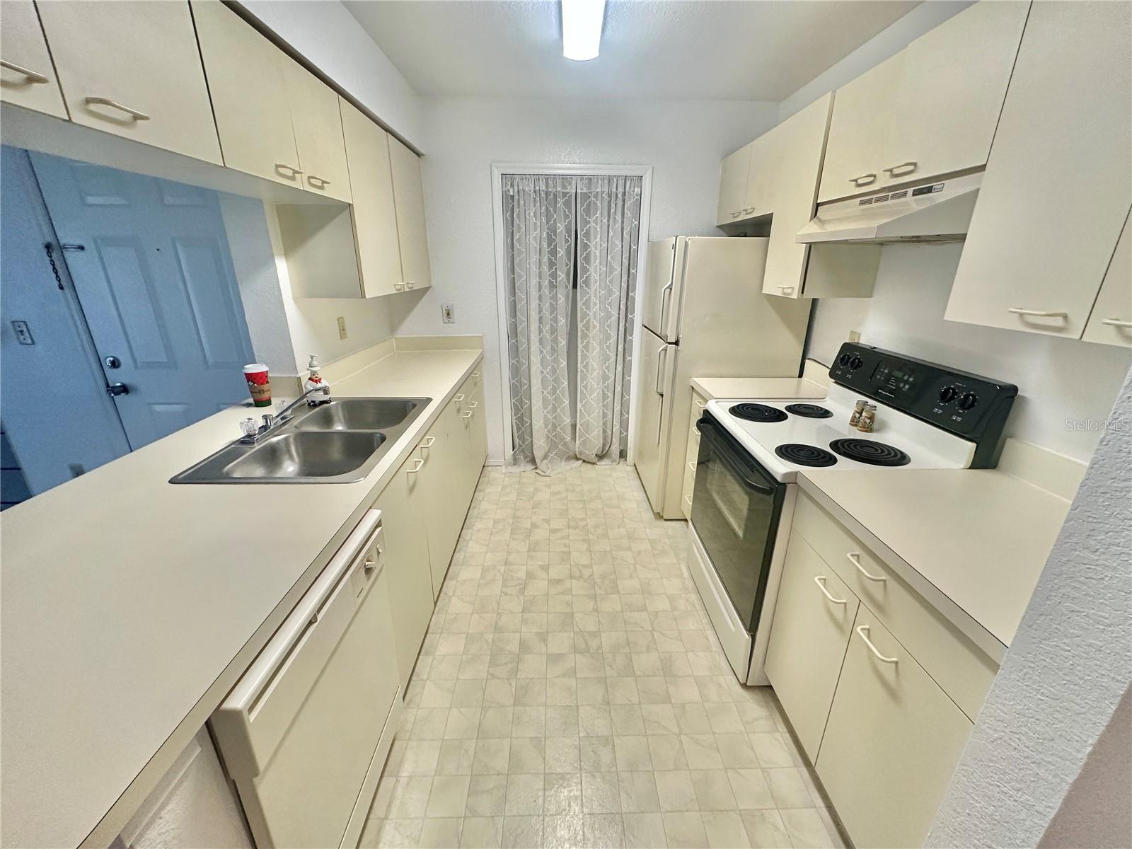 WATERFORD LNDG CONDO - Residential Lease