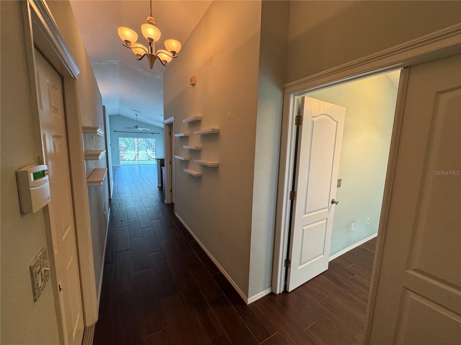 FISHHAWK RANCH PH 2 PRCL - Residential Lease