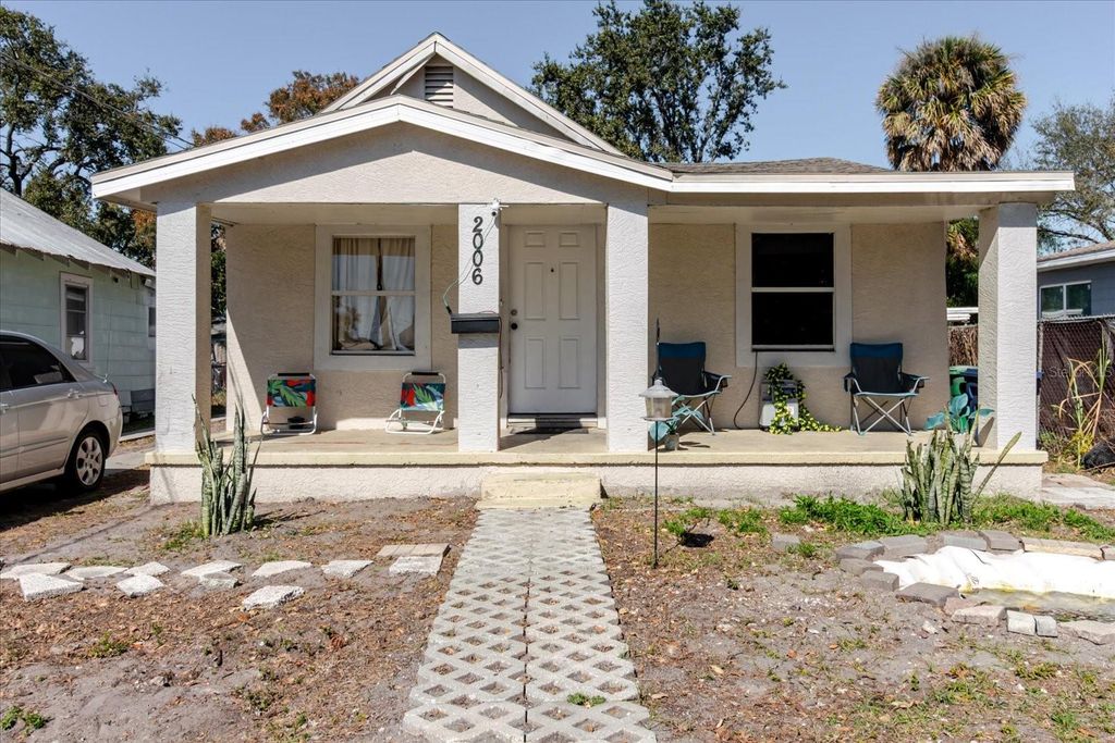 Photo of 2006 E Stuart Street, Tampa, FL 33605 (MLS # TB8474968)