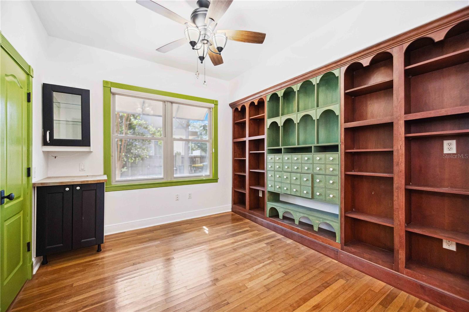 SCHINDLERS - Residential