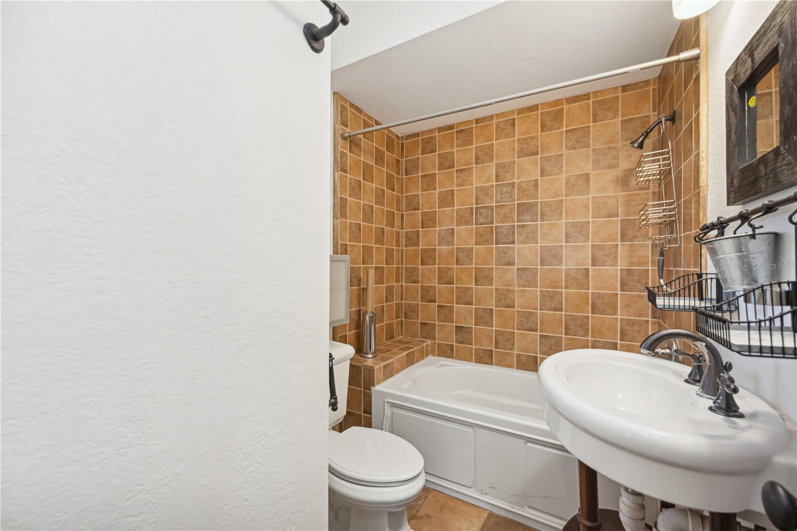 SCHINDLERS - Residential