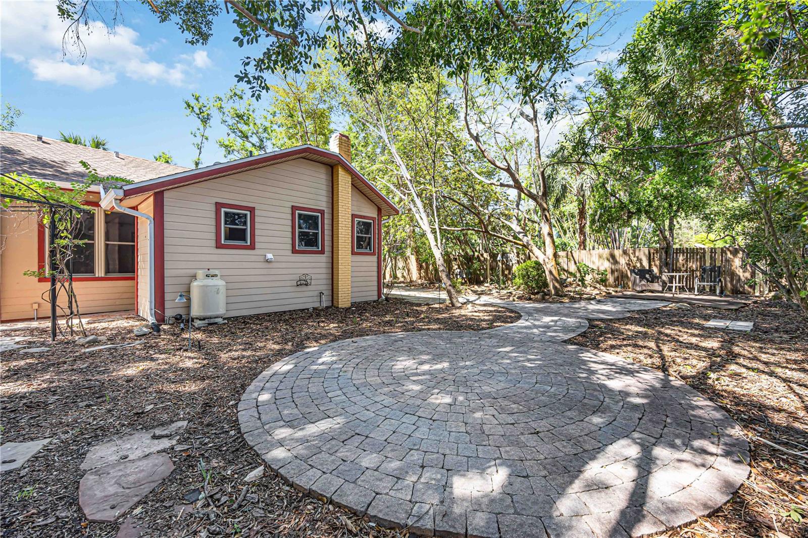 SCHINDLERS - Residential