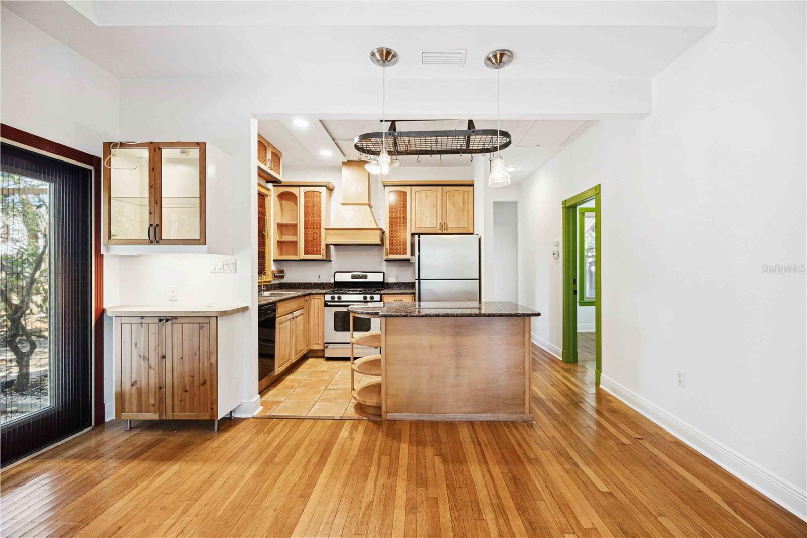 SCHINDLERS - Residential