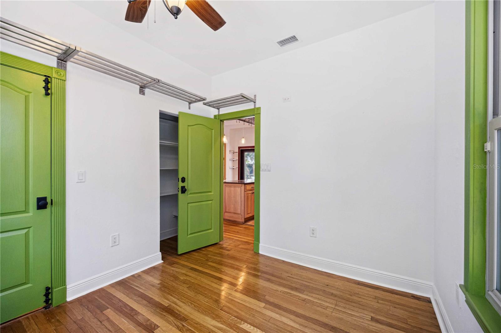 SCHINDLERS - Residential