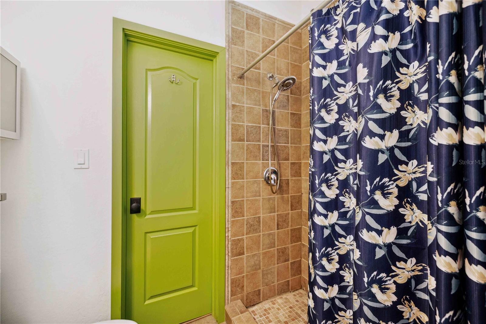 SCHINDLERS - Residential