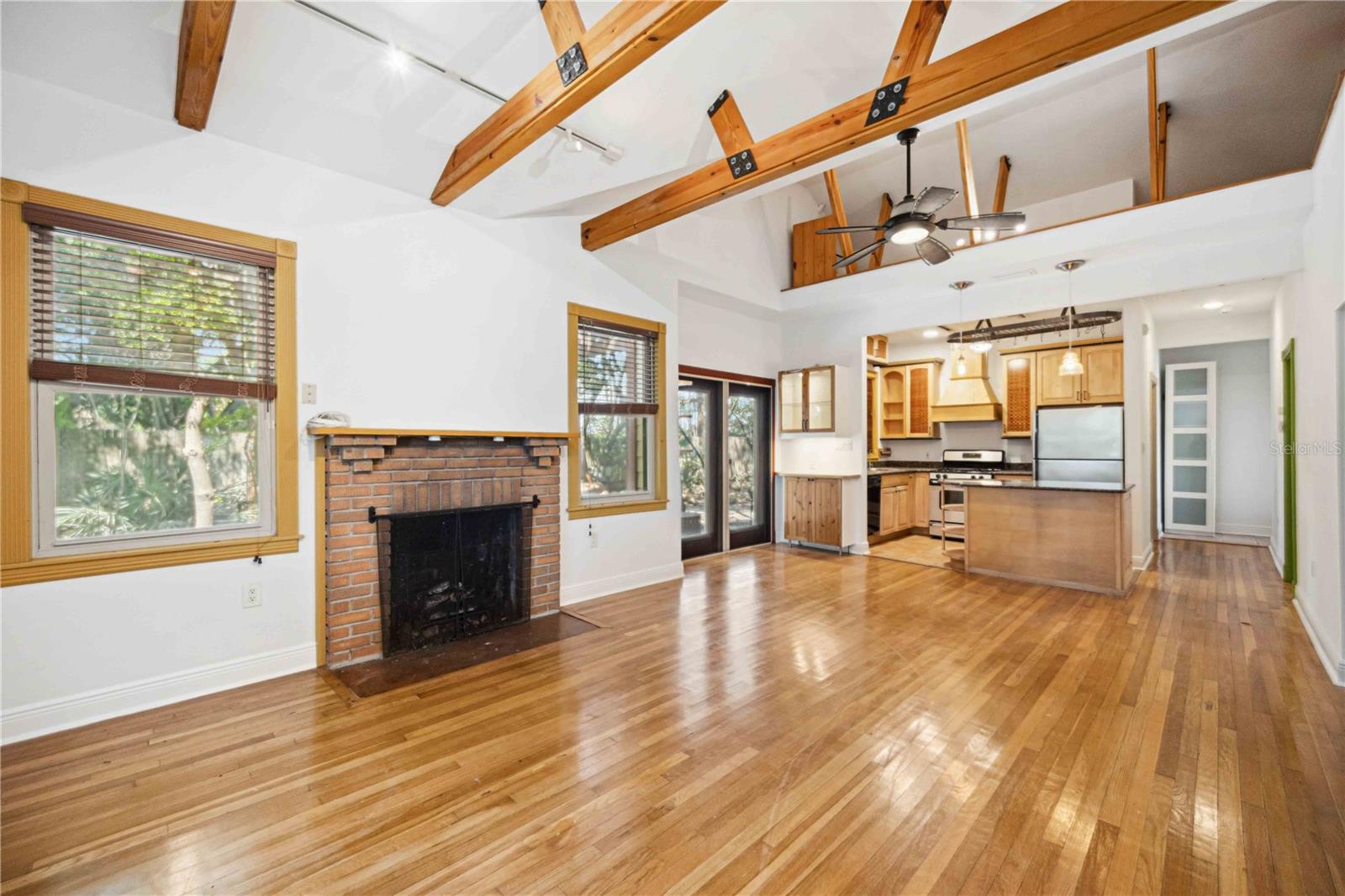 SCHINDLERS - Residential