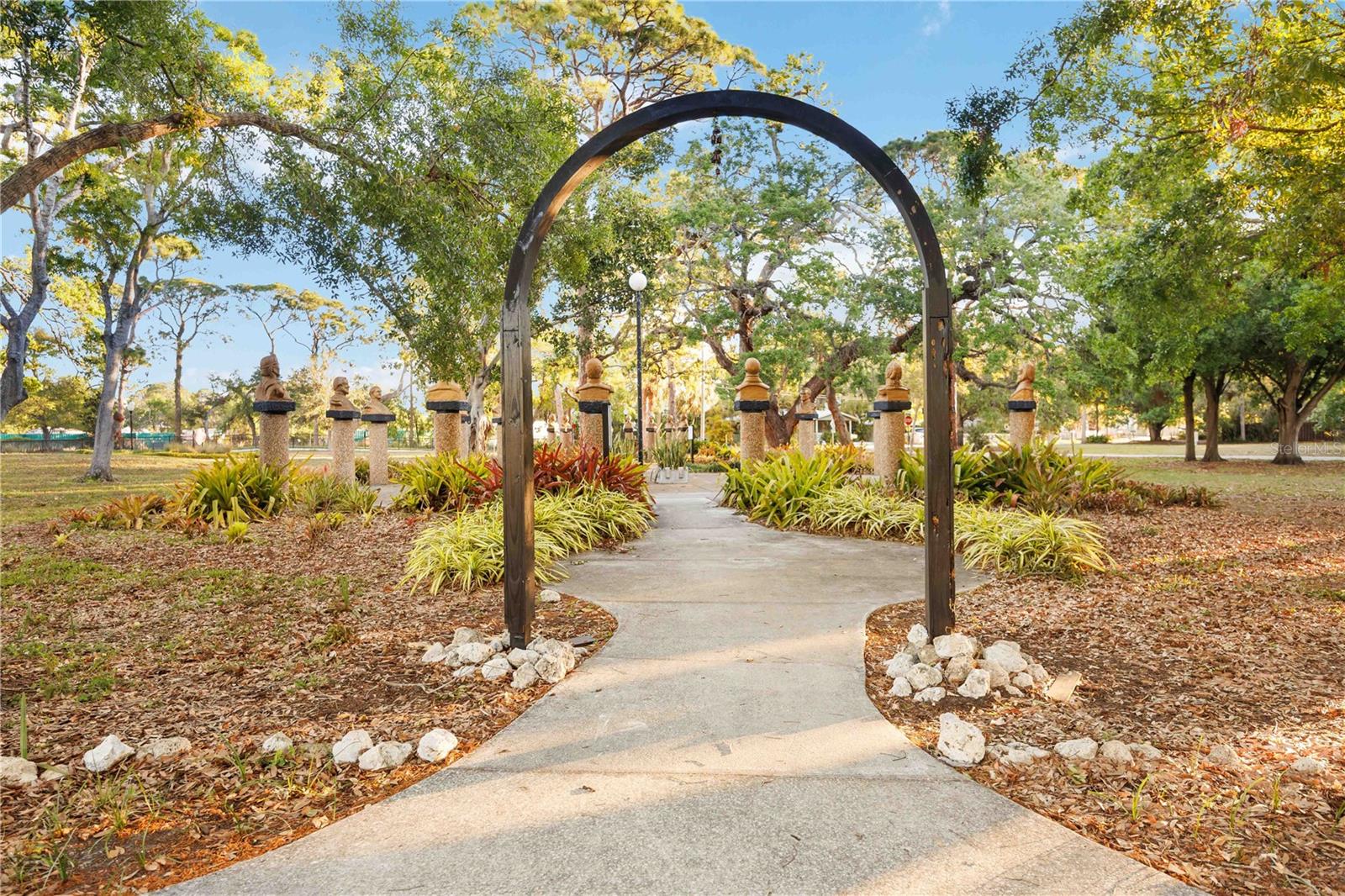 SCHINDLERS - Residential