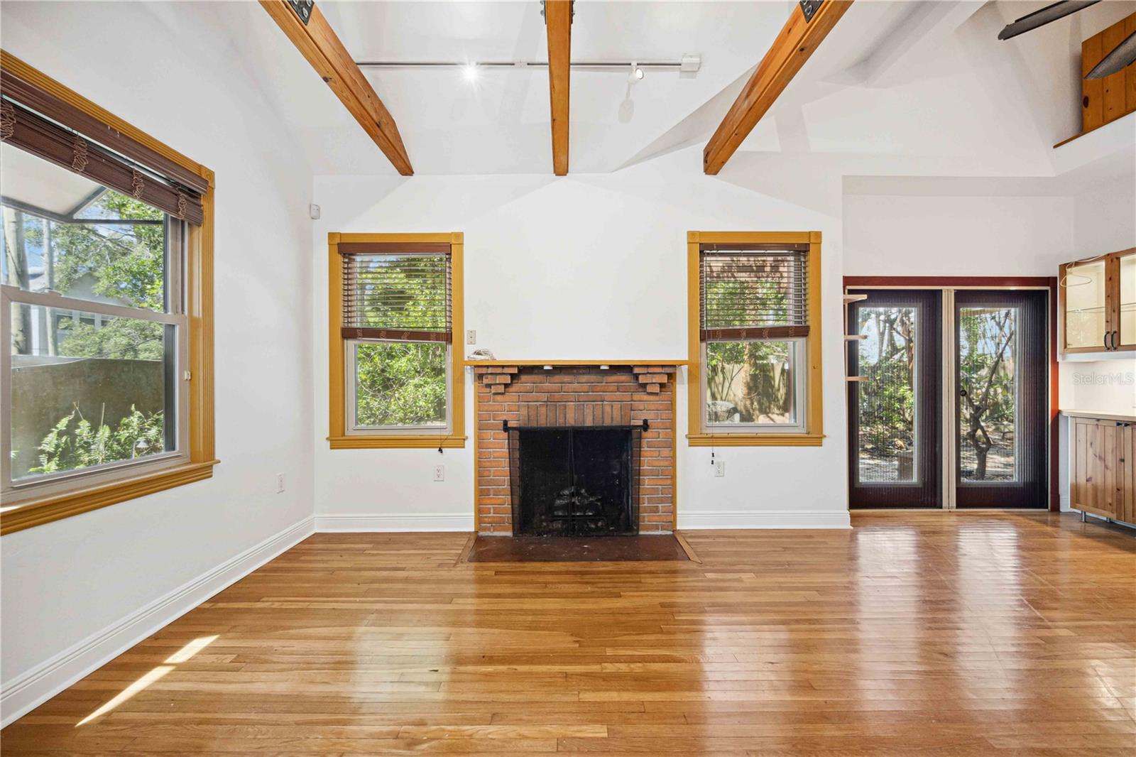 SCHINDLERS - Residential