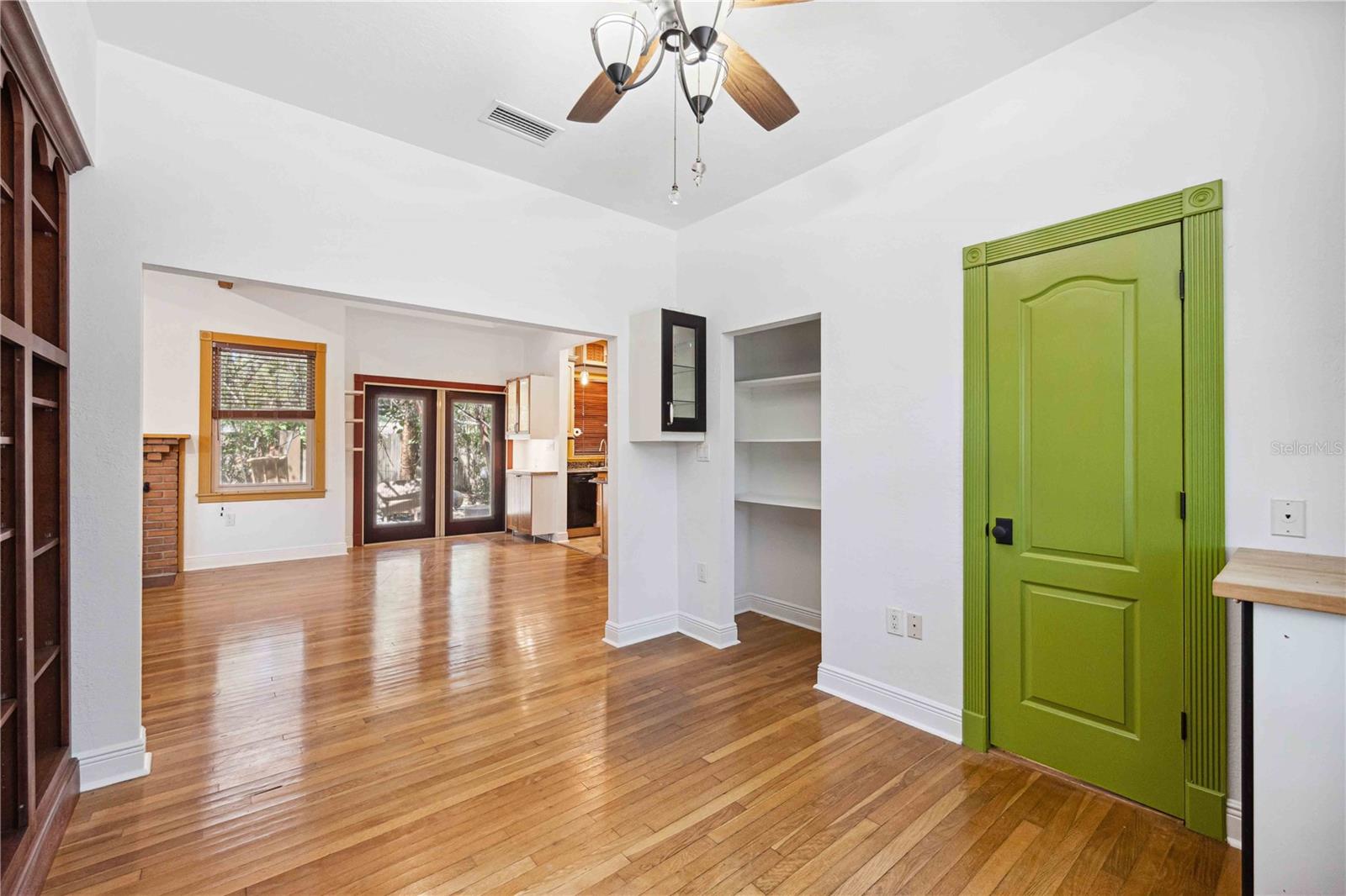 SCHINDLERS - Residential