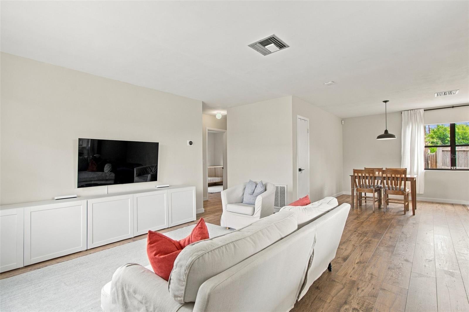1672 RAINBOW DRIVE