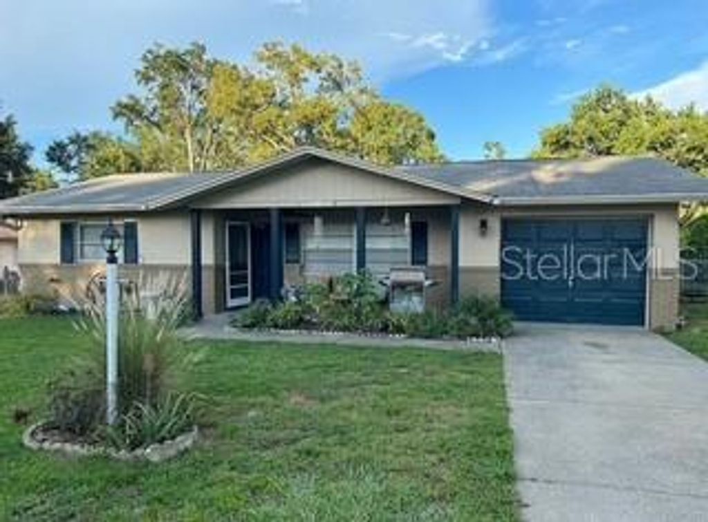 Photo of 523 S Jefferson Street, Beverly Hills, FL 34465 (MLS # W7882427)