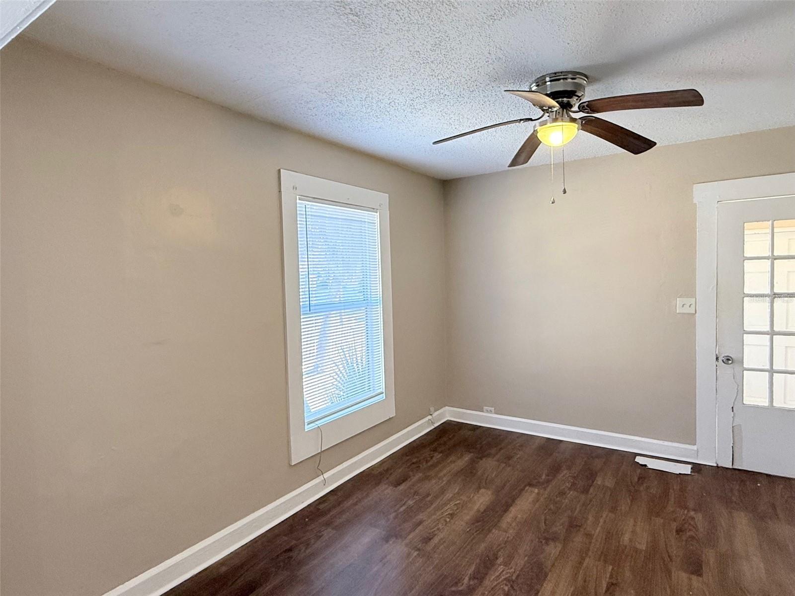 TAYLORS SUB - Residential Lease