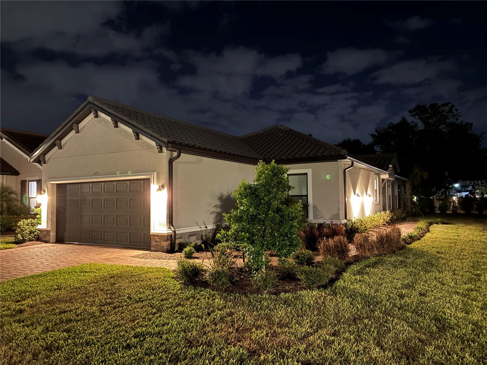 ESPLANADE/WIREGRASS RANCH PH - Residential