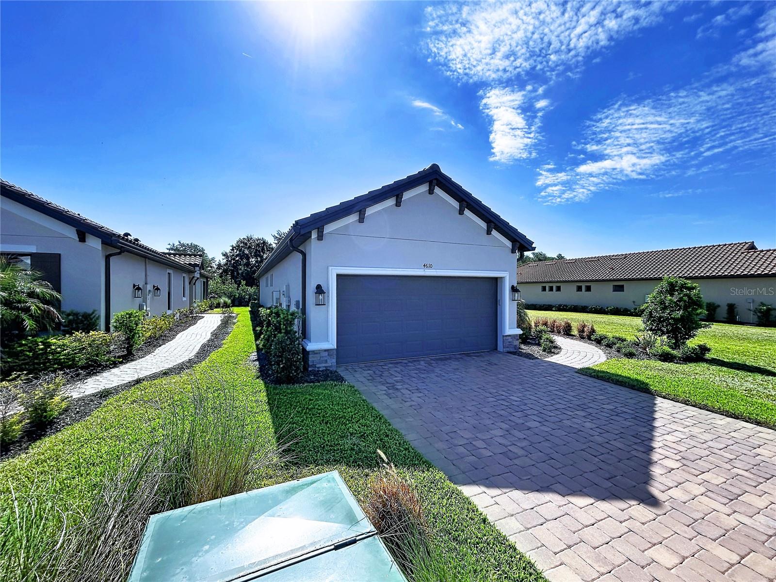 ESPLANADE/WIREGRASS RANCH PH - Residential