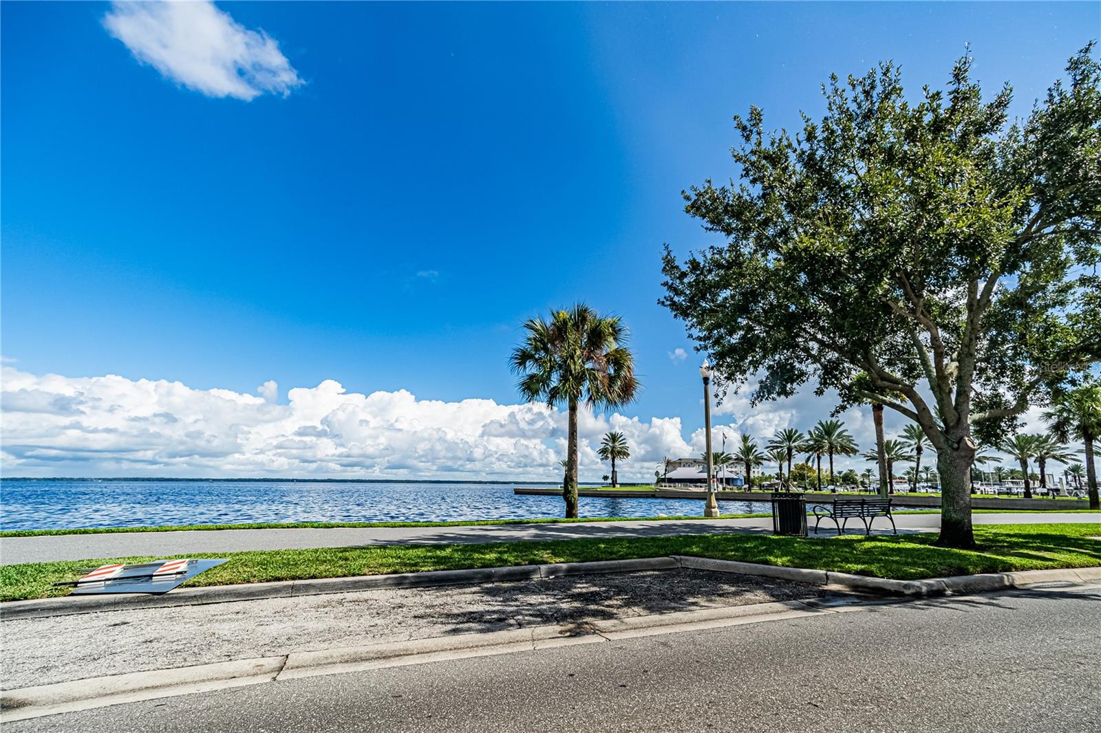 FULTON PARK - Residential