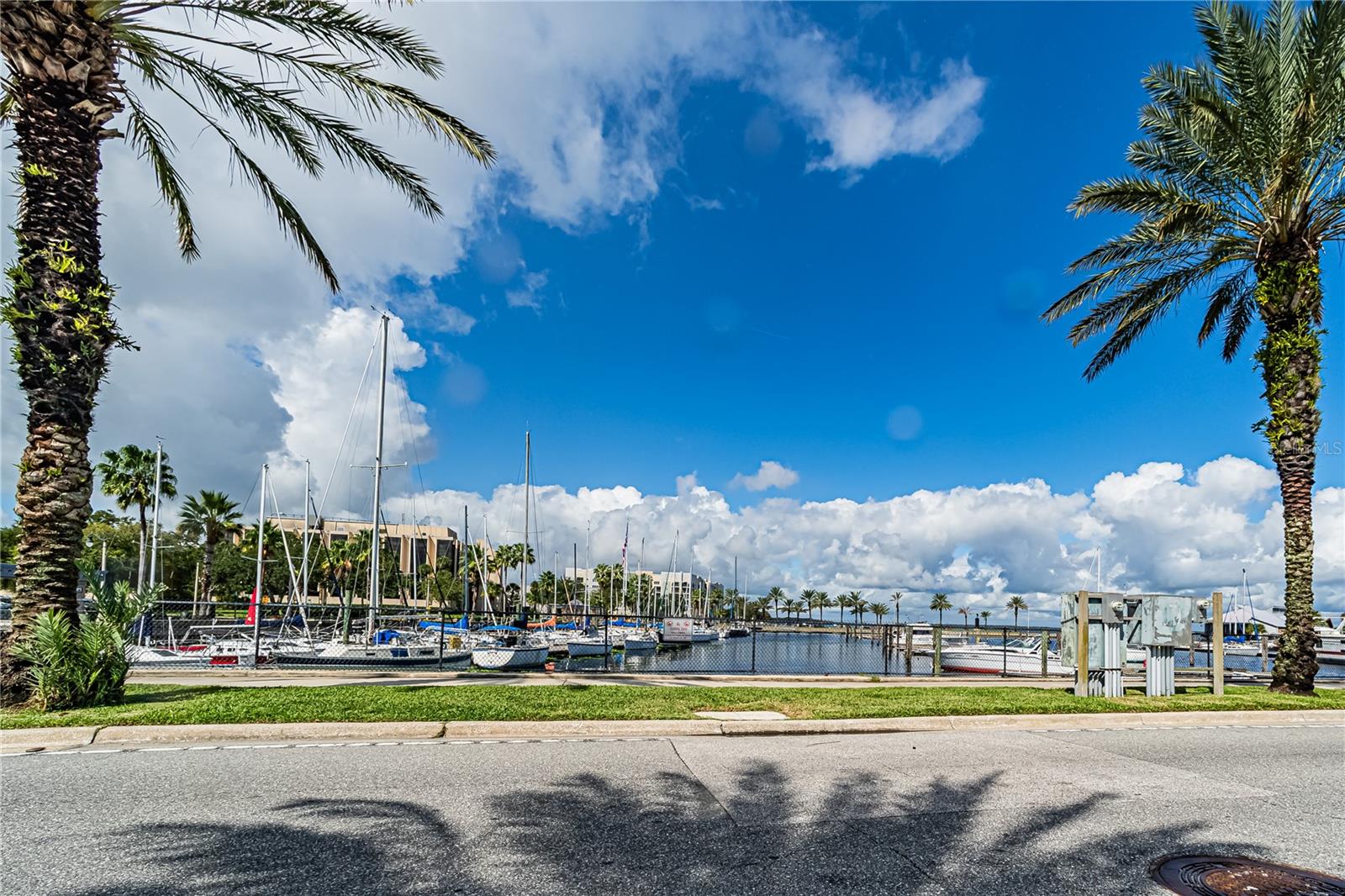 FULTON PARK - Residential