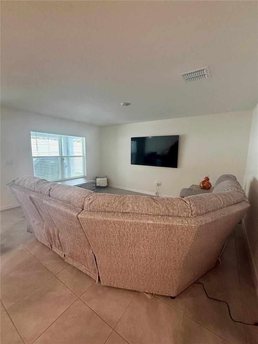 AUTUMN GLEN PH 1 - Residential