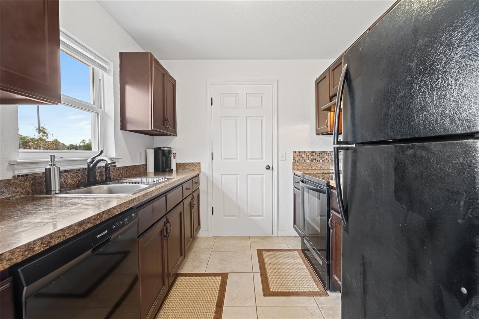 SILVER SPGS SHORES - Residential