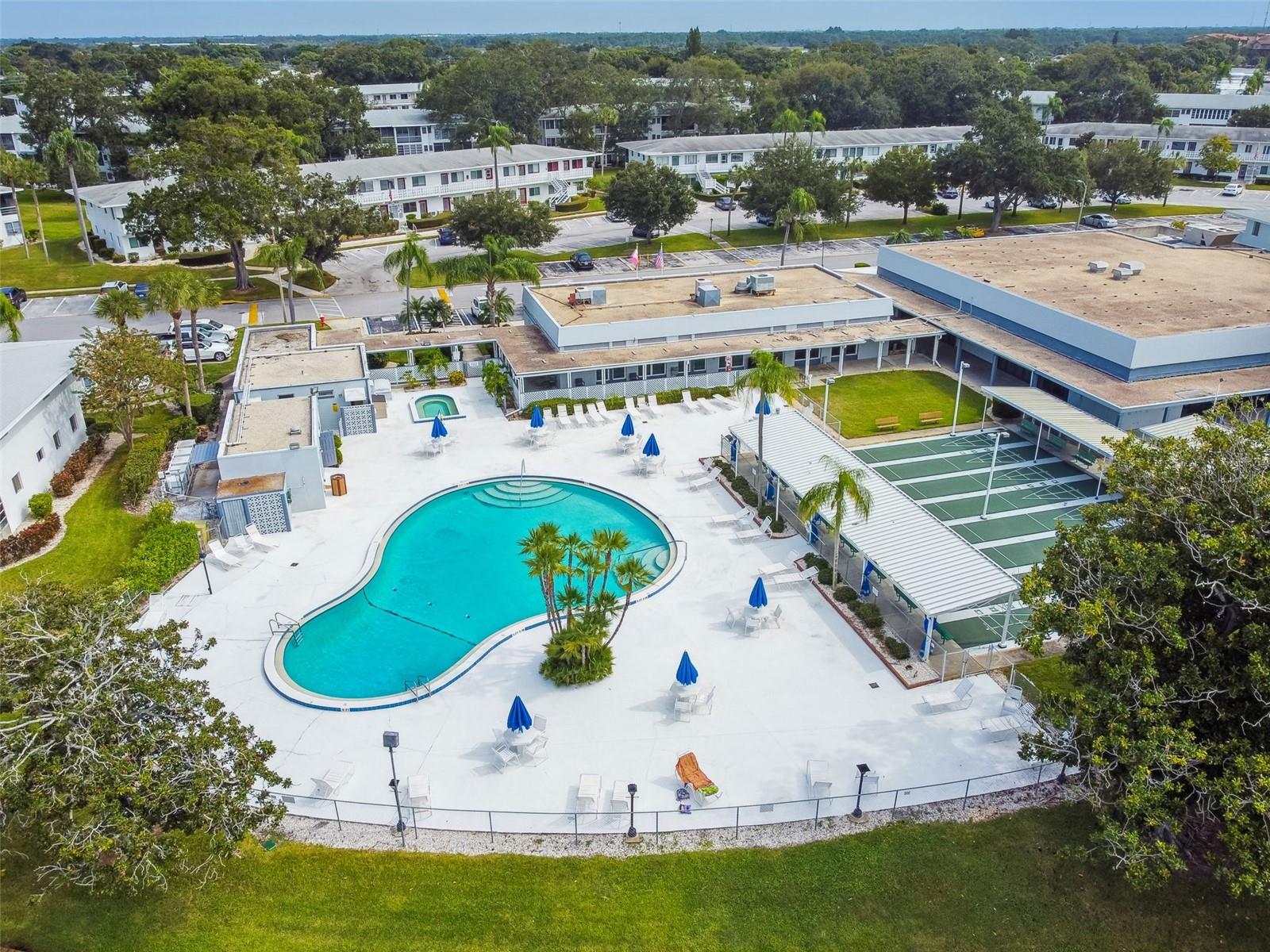 SEMINOLE GARDEN APTS CO-OP - Residential