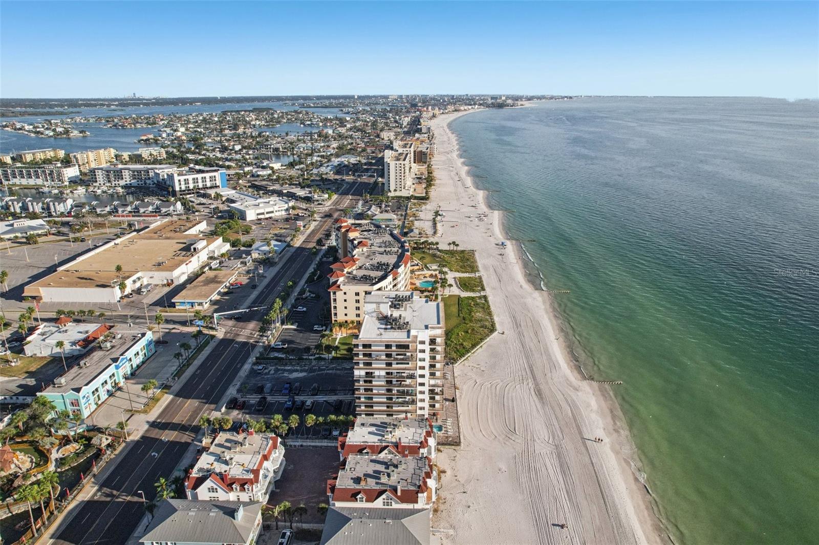 MADEIRA TOWERS CONDO - Residential