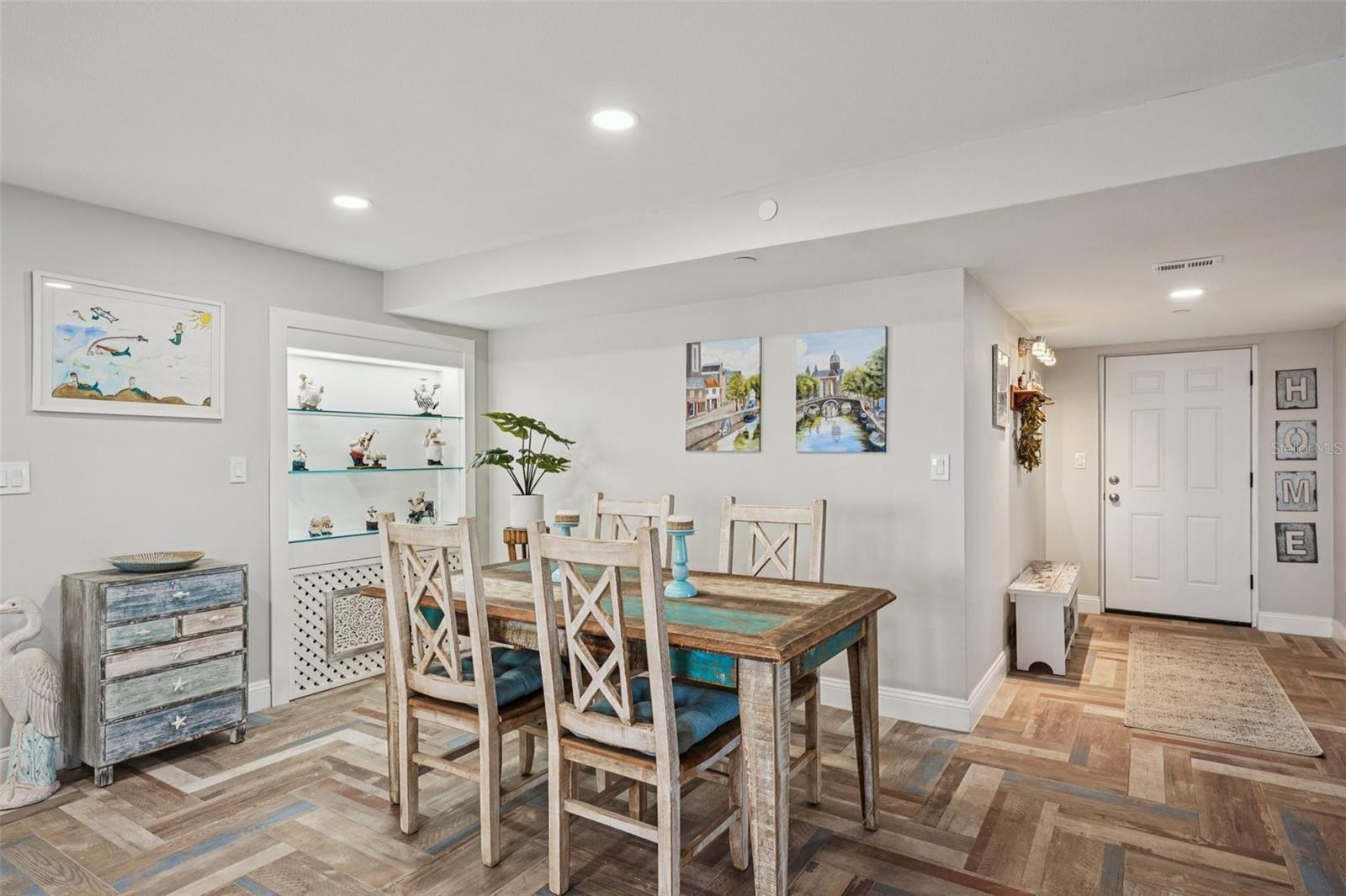 MADEIRA TOWERS CONDO - Residential