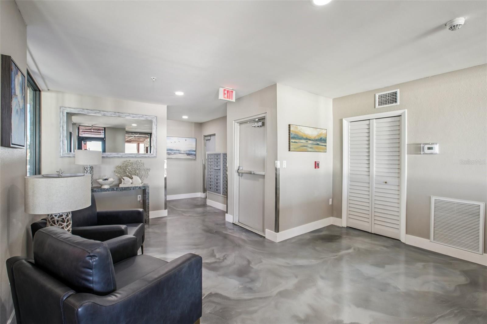 MADEIRA TOWERS CONDO - Residential